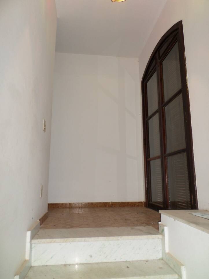 Casa à venda com 5 quartos, 271m² - Foto 18