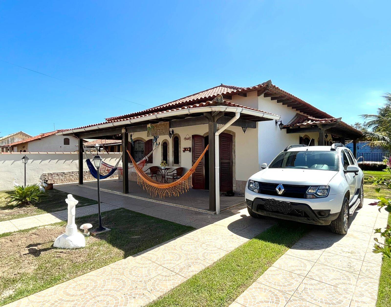 Casa à venda com 4 quartos, 129m² - Foto 1