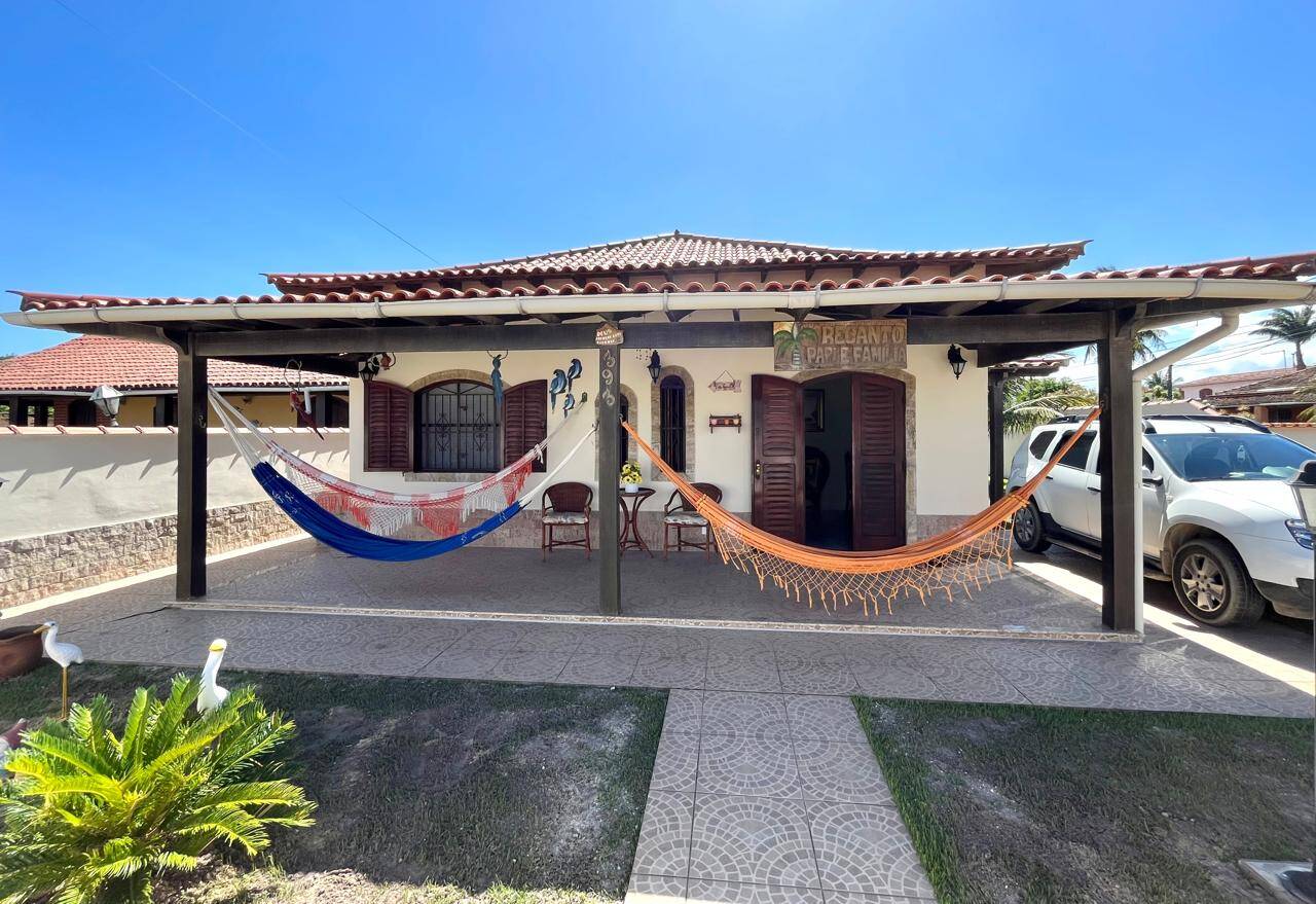 Casa à venda com 4 quartos, 129m² - Foto 2