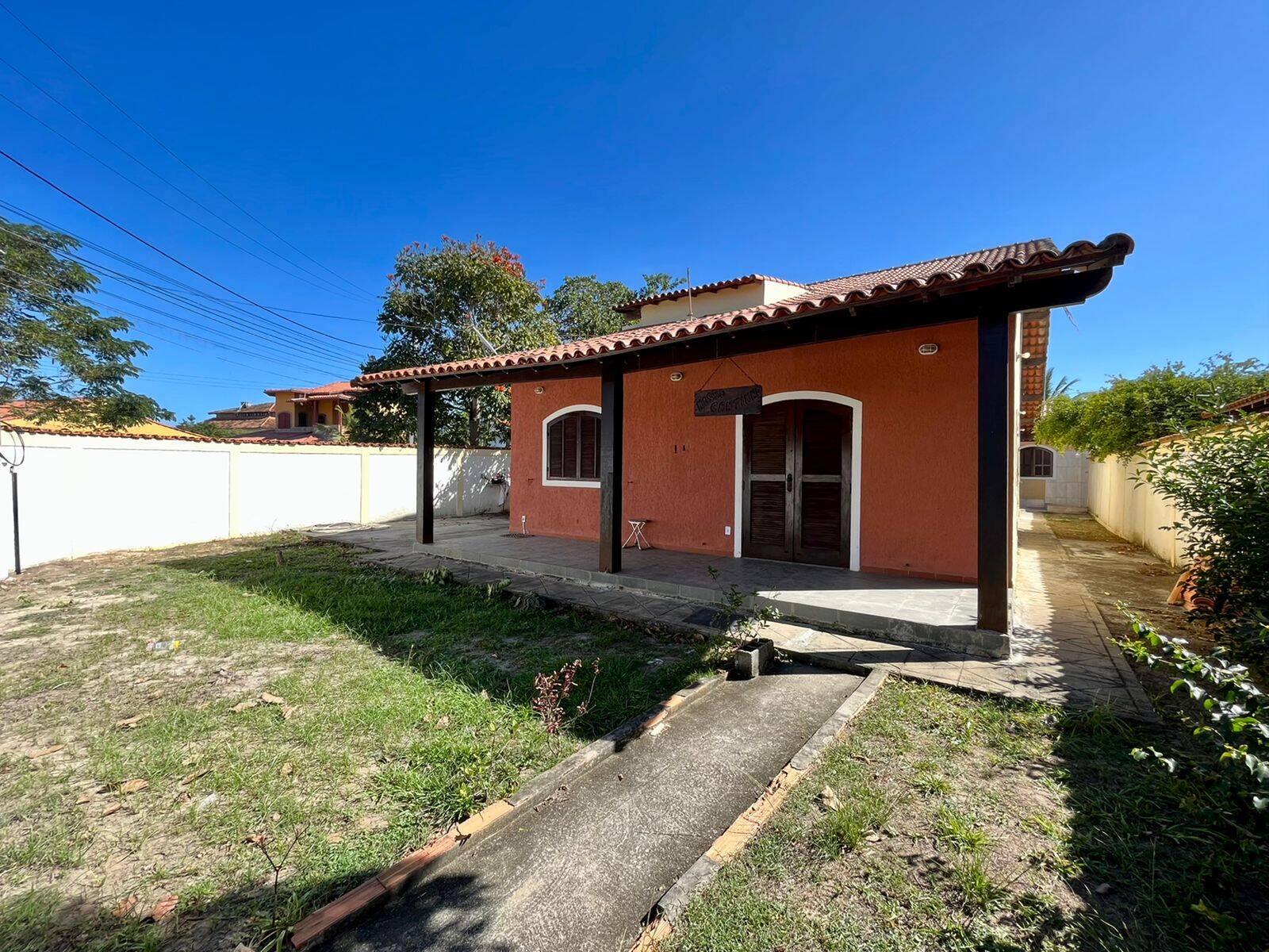 Casa à venda com 3 quartos, 208m² - Foto 2